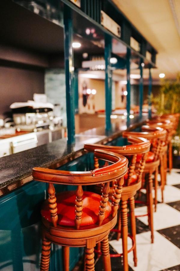 Reform Hotel Van Ngoại thất bức ảnh