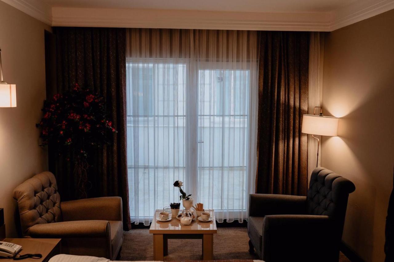 Reform Hotel Van Ngoại thất bức ảnh